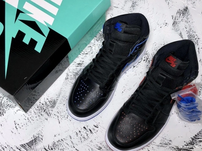 - Lance 653532-002 Air Black 1 Mountain SB Jordan 1126